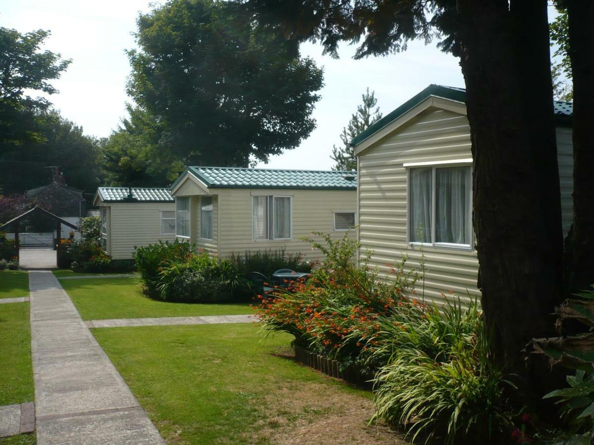 Rivermead Holidays Saint Breward エクステリア 写真